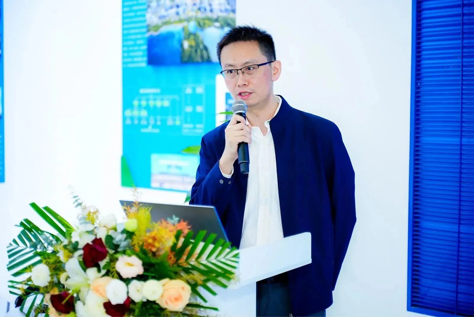 机器人HTH.COM-华体会